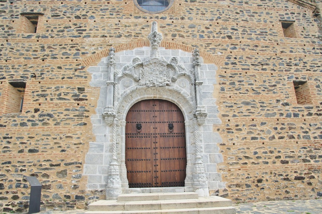 Foto: Vista del pueblo - Almonáster la Real (Huelva), España