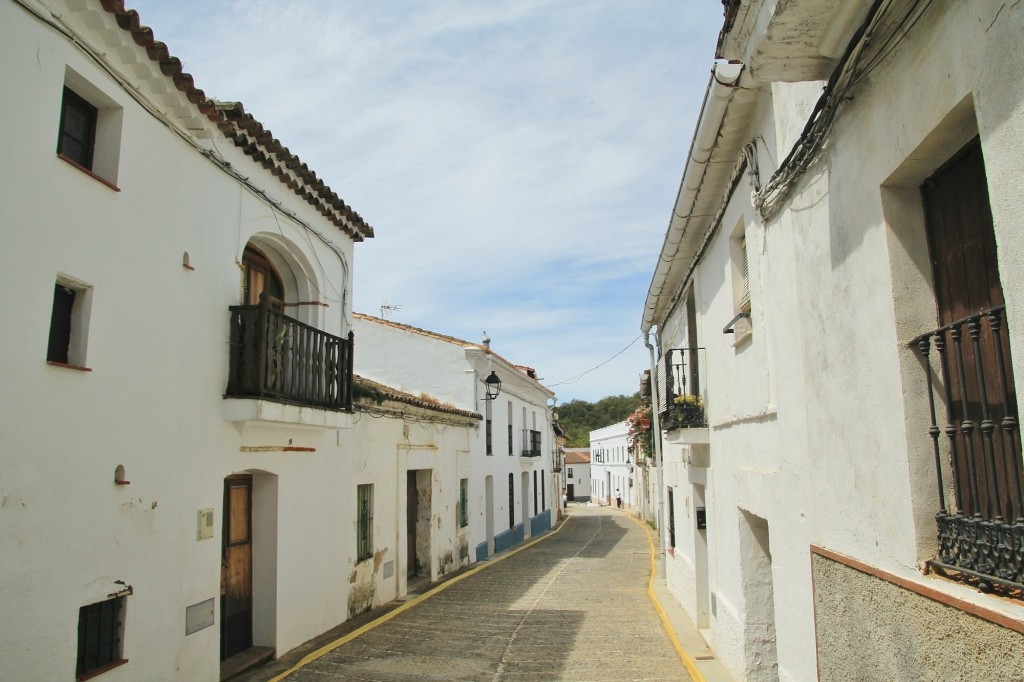 Foto: Vista del pueblo - Castaño del Robledo (Huelva), España