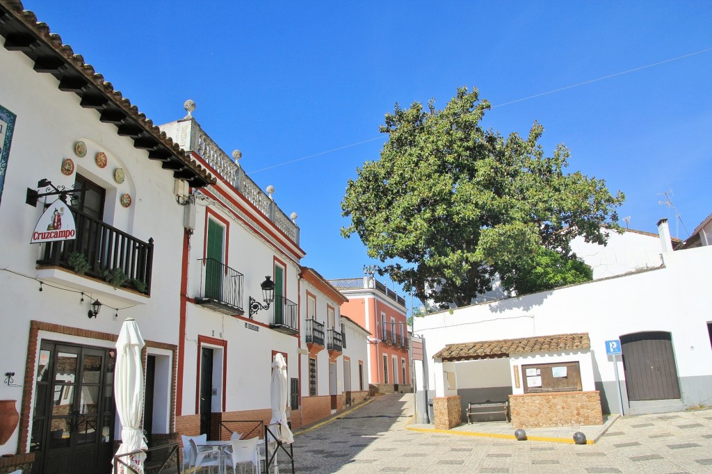Foto: Vista del pueblo - Alájar (Huelva), España