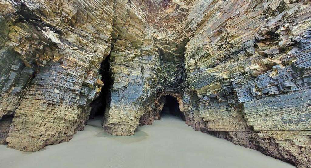 Foto: Playa de las Catedrales - Ribadeo (Lugo), España
