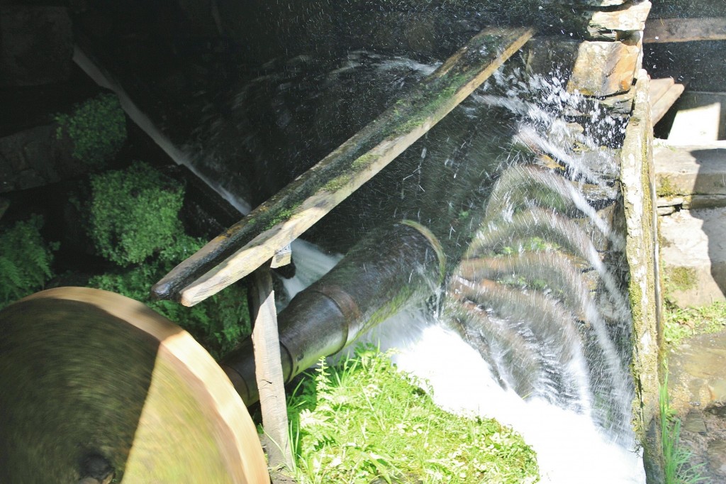 Foto: Conjunto etnográfico Os Teixois - Taramundi (Asturias), España