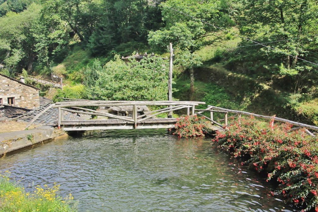 Foto: Conjunto etnográfico Os Teixois - Taramundi (Asturias), España