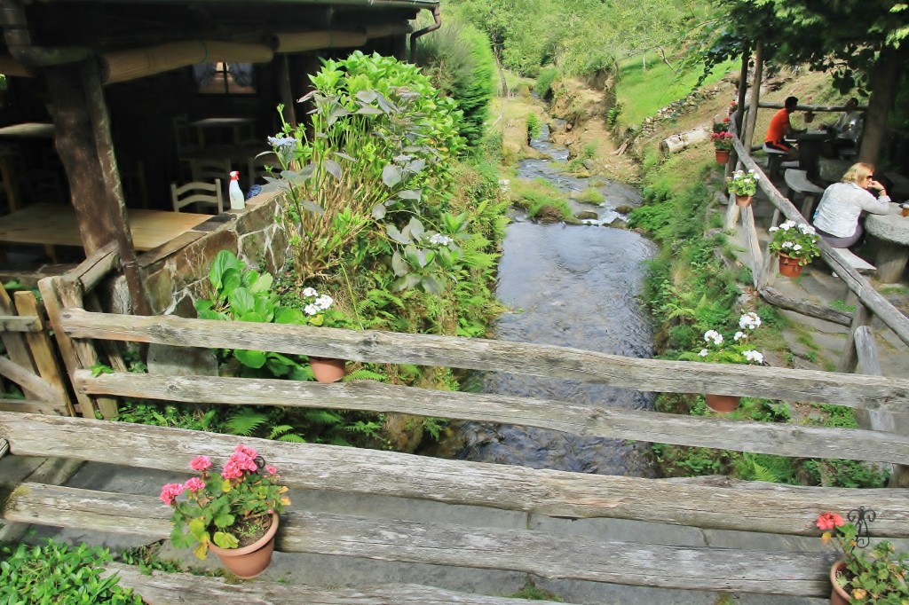 Foto: Conjunto etnográfico Os Teixois - Taramundi (Asturias), España