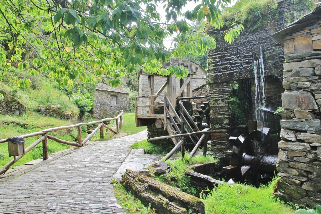 Foto: Conjunto etnográfico Os Teixois - Taramundi (Asturias), España