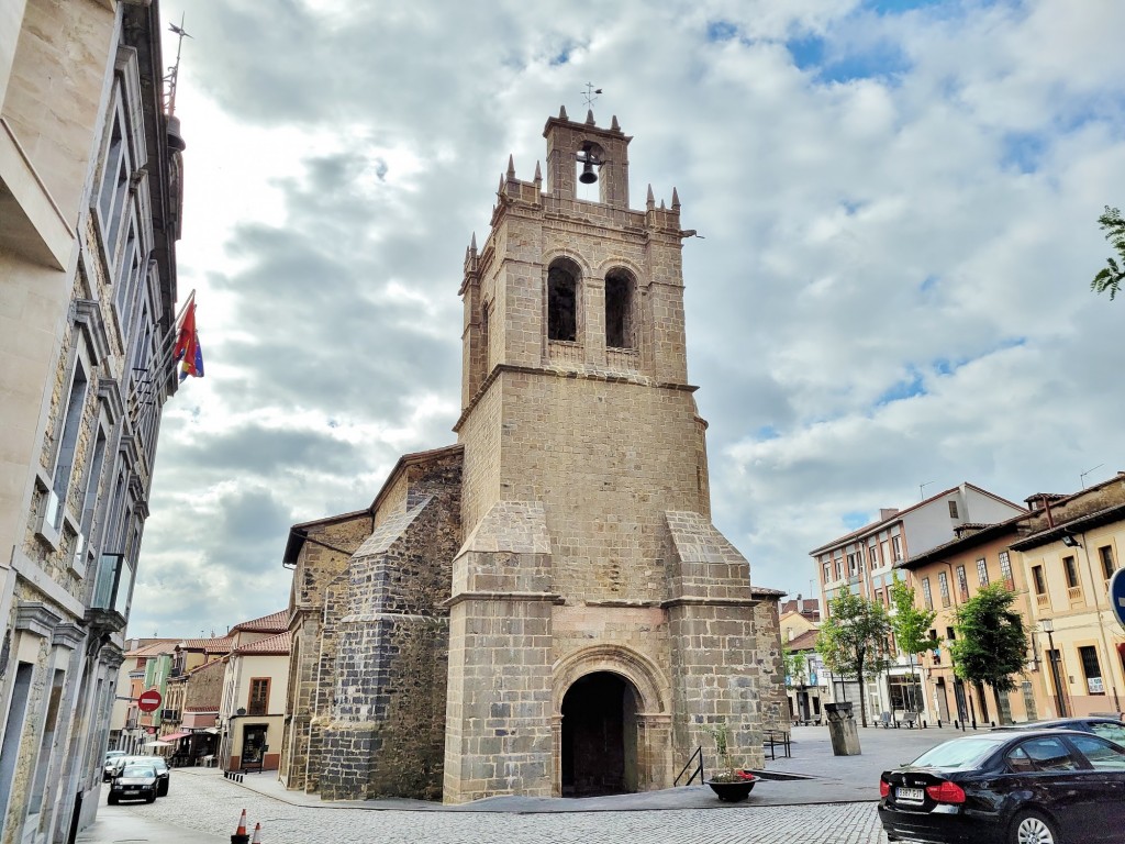 Foto: Centro histórico - Salas (Asturias), España