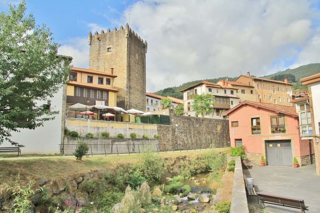 Foto: Centro histórico - Salas (Asturias), España