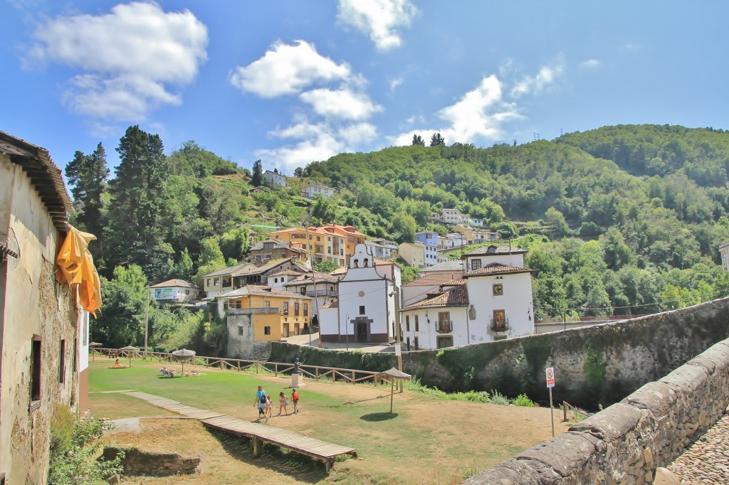 Foto: Centro histórico - Cangas del Narcea (Asturias), España