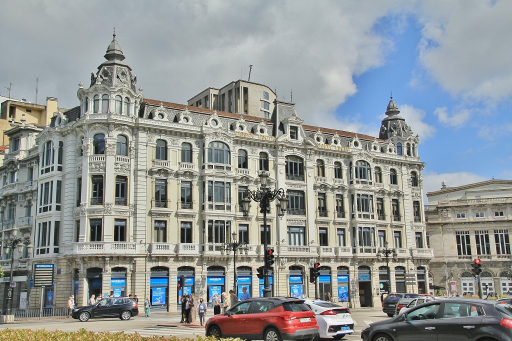 Foto: Vista de la ciudad - Oviedo (Asturias), España