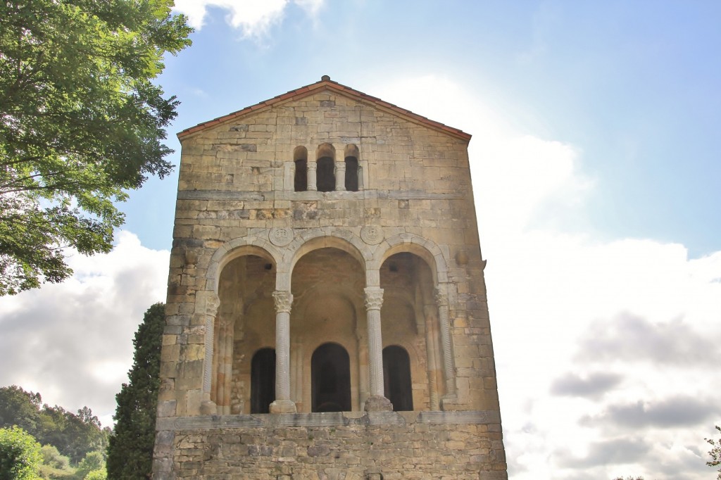 Foto: Santa María del Naranjo - Oviedo (Asturias), España
