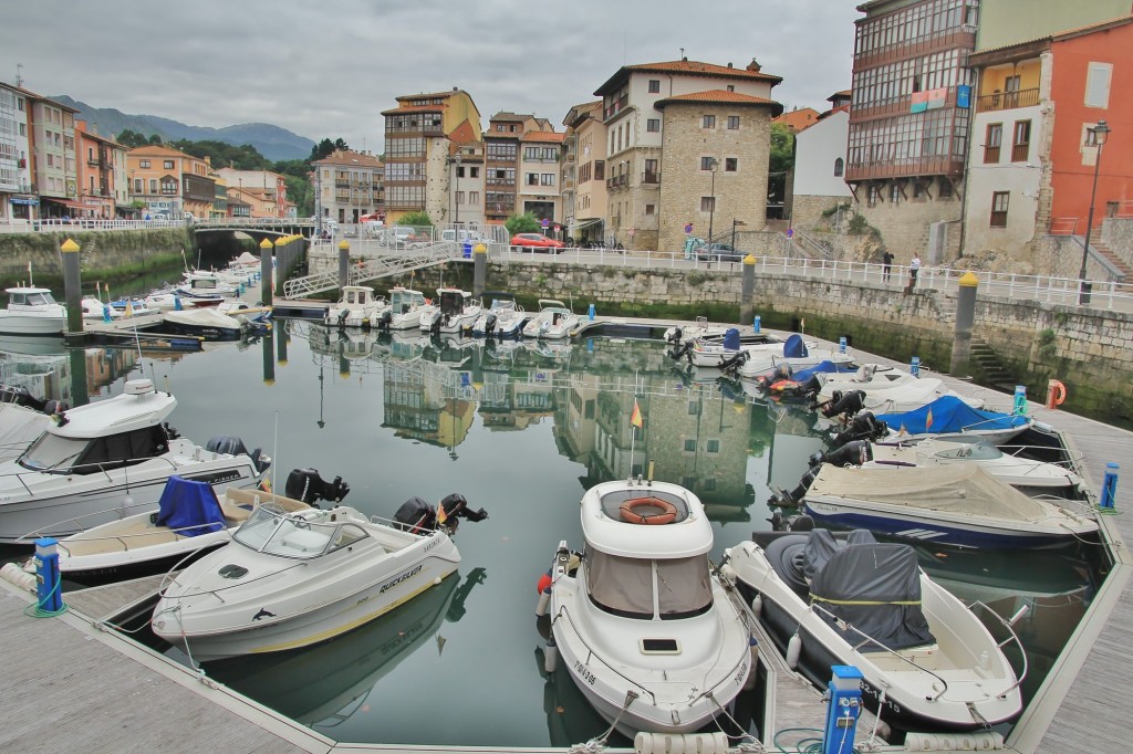 Foto: Centro histórico - Llanes (Asturias), España