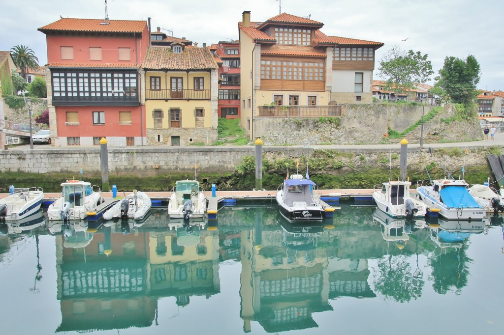 Foto: Centro histórico - Llanes (Asturias), España