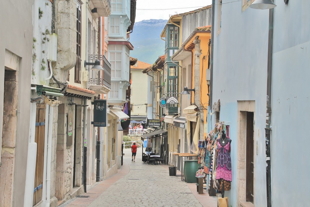 Foto: Centro histórico - Llanes (Asturias), España