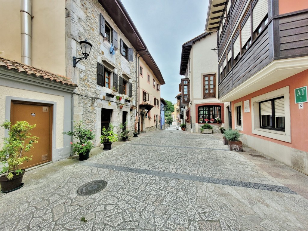 Foto: Centro histórico - Llanes (Asturias), España