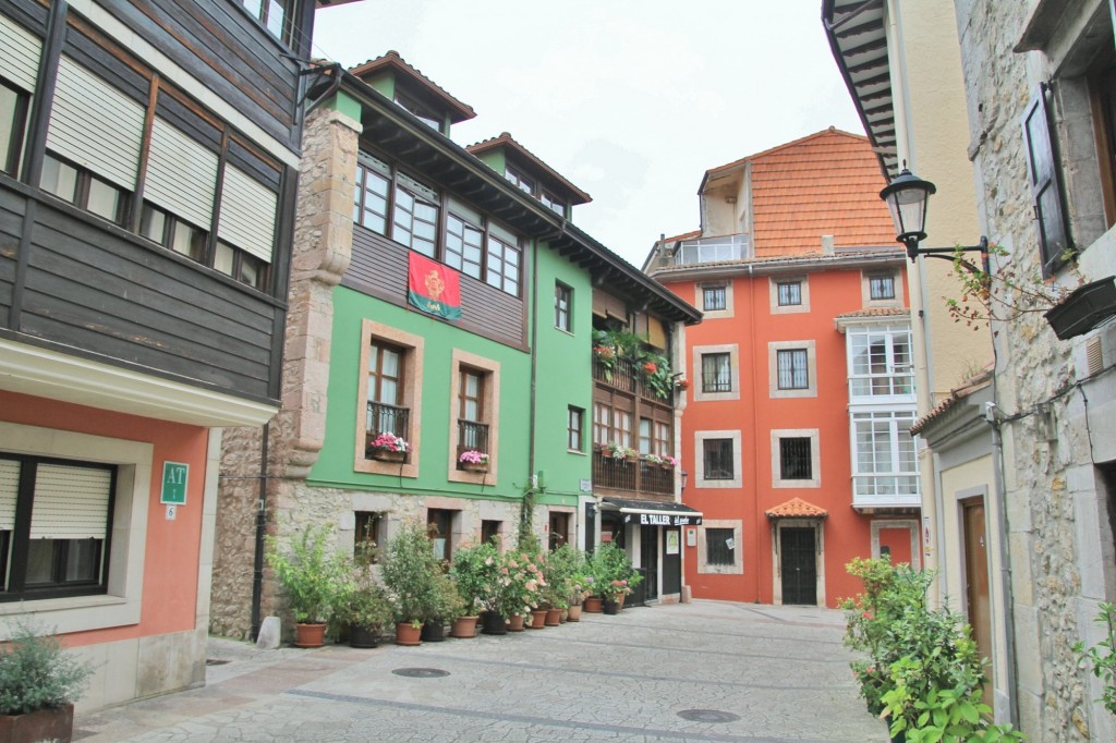 Foto: Centro histórico - Llanes (Asturias), España