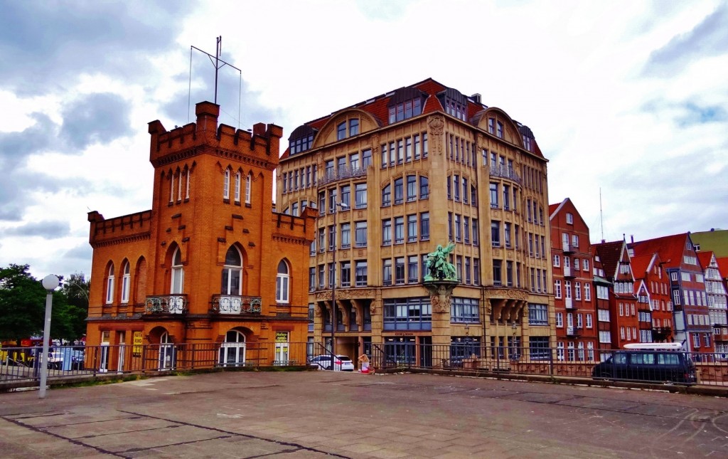 Foto: Das Kranwärterhaus und Das Haus der Seefahrt - Hamburg (Hamburg City), Alemania