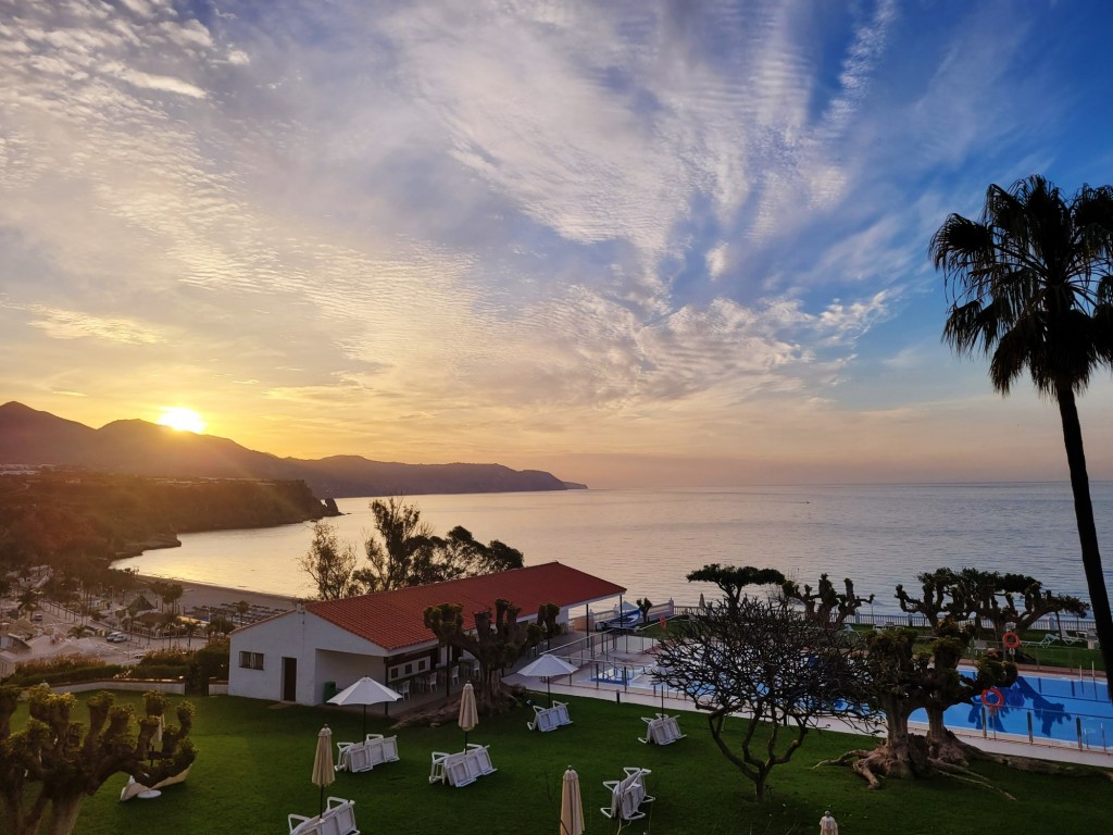 Foto: Amanecer - Nerja (Málaga), España