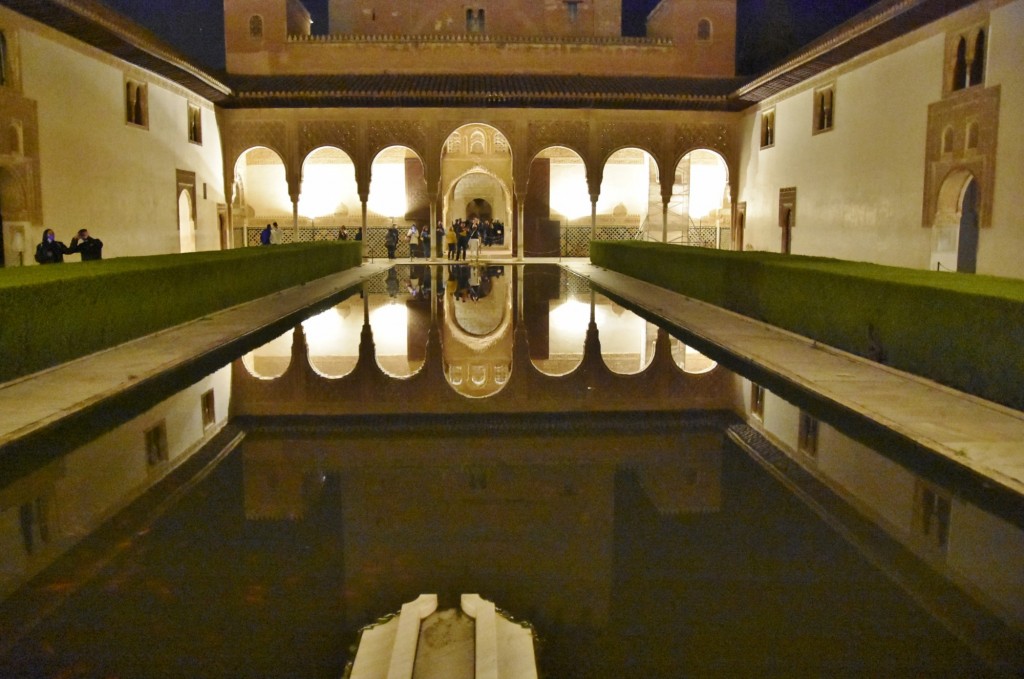 Foto: Alhambra de noche - Granada (Andalucía), España