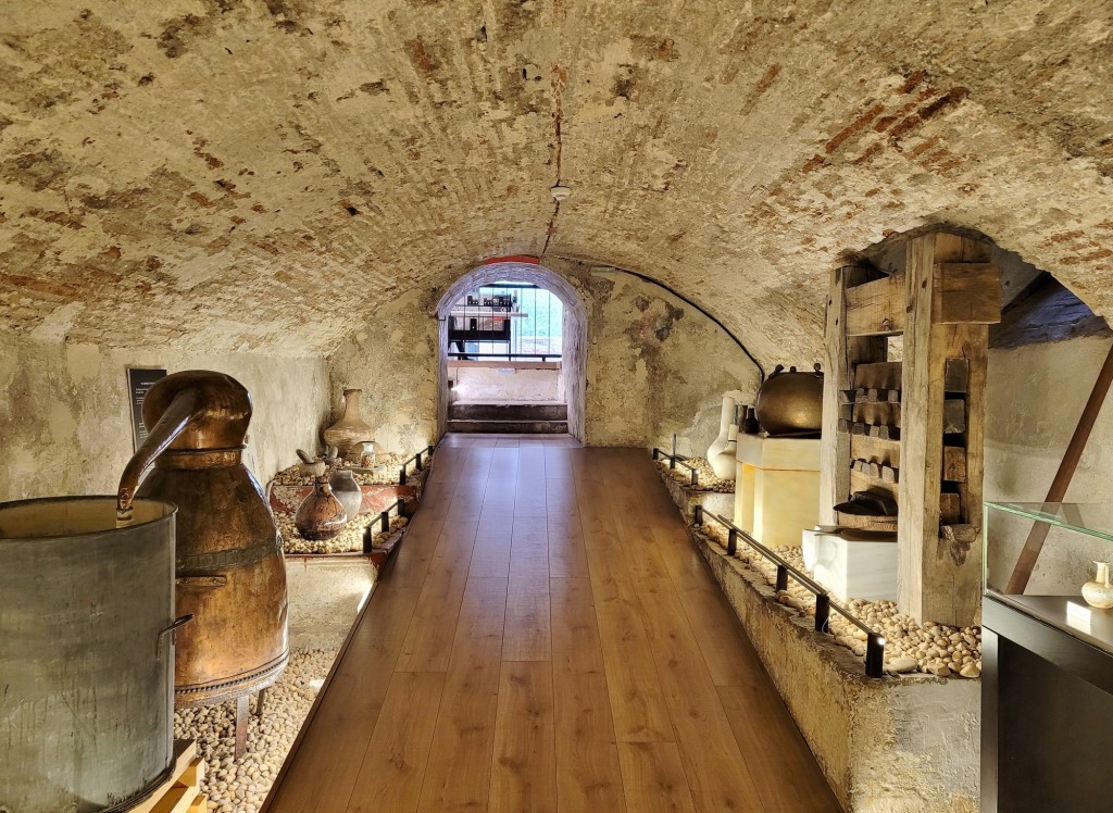 Foto: Interior de un comercio - Granada (Andalucía), España