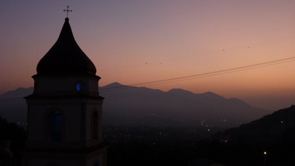 Foto: Puesta de sol - Villa (Campania), Italia