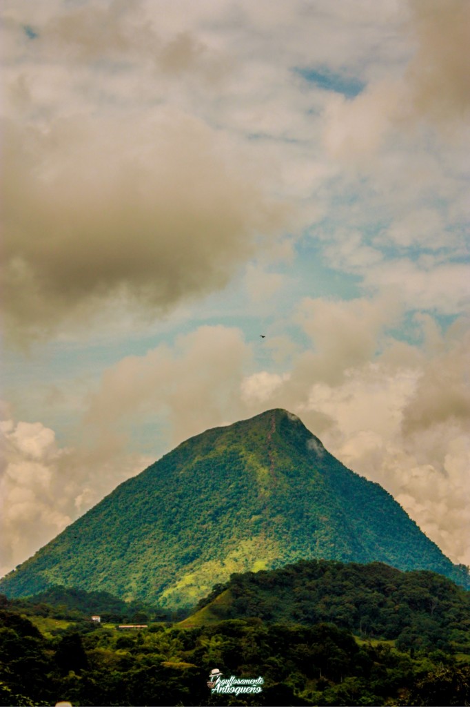 Foto: Cerro Tusa La montaña sagrada - Venecia (Antioquia), Colombia