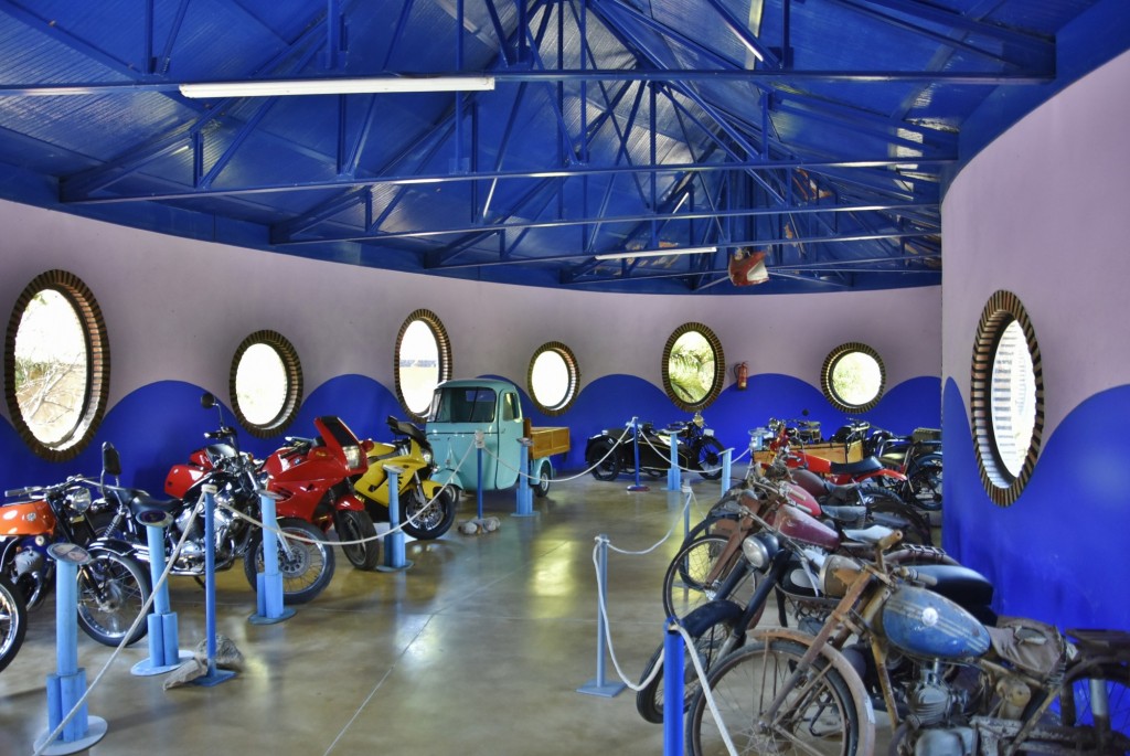 Foto: Museo de la moto y el coche clásico - Hervás (Cáceres), España