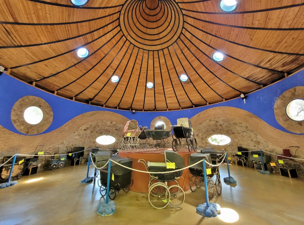 Foto: Museo de la moto y el coche clásico - Hervás (Cáceres), España