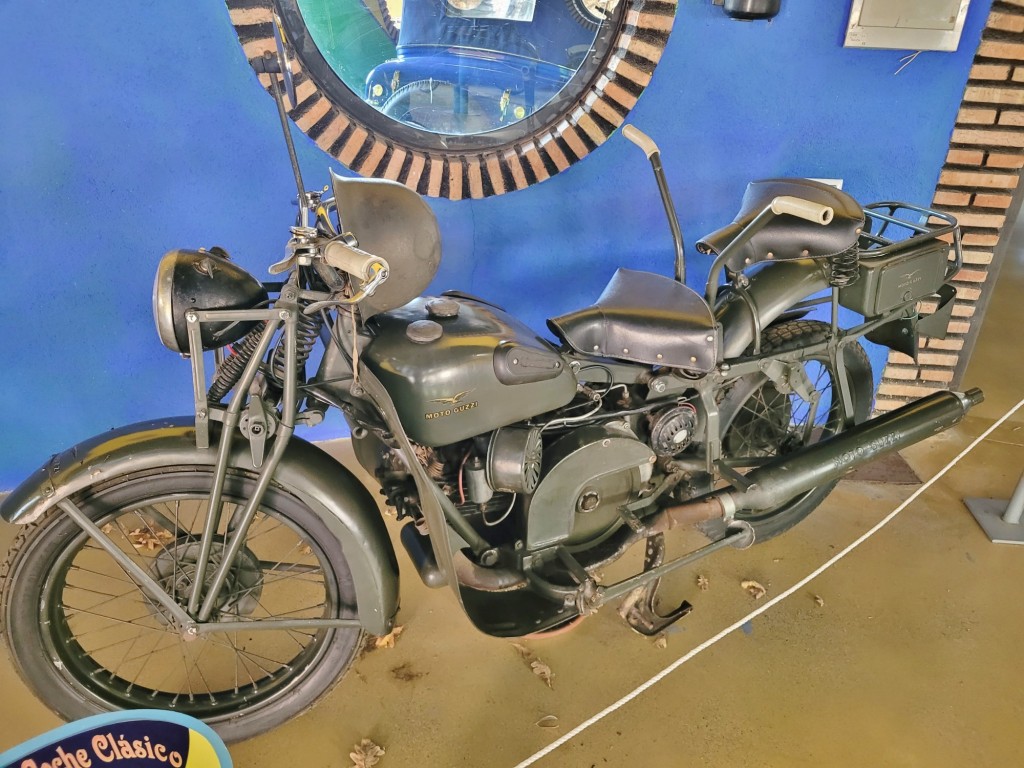 Foto: Museo de la moto y el coche clásico - Hervás (Cáceres), España