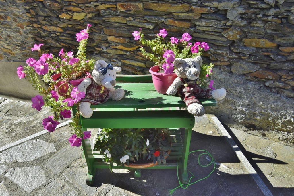 Foto: Vista de pueblo - Caneján (Lleida), España