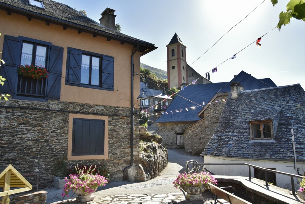 Foto: Vista de pueblo - Caneján (Lleida), España