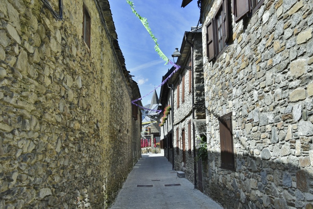 Foto: Vista del pueblo - Garós (Lleida), España