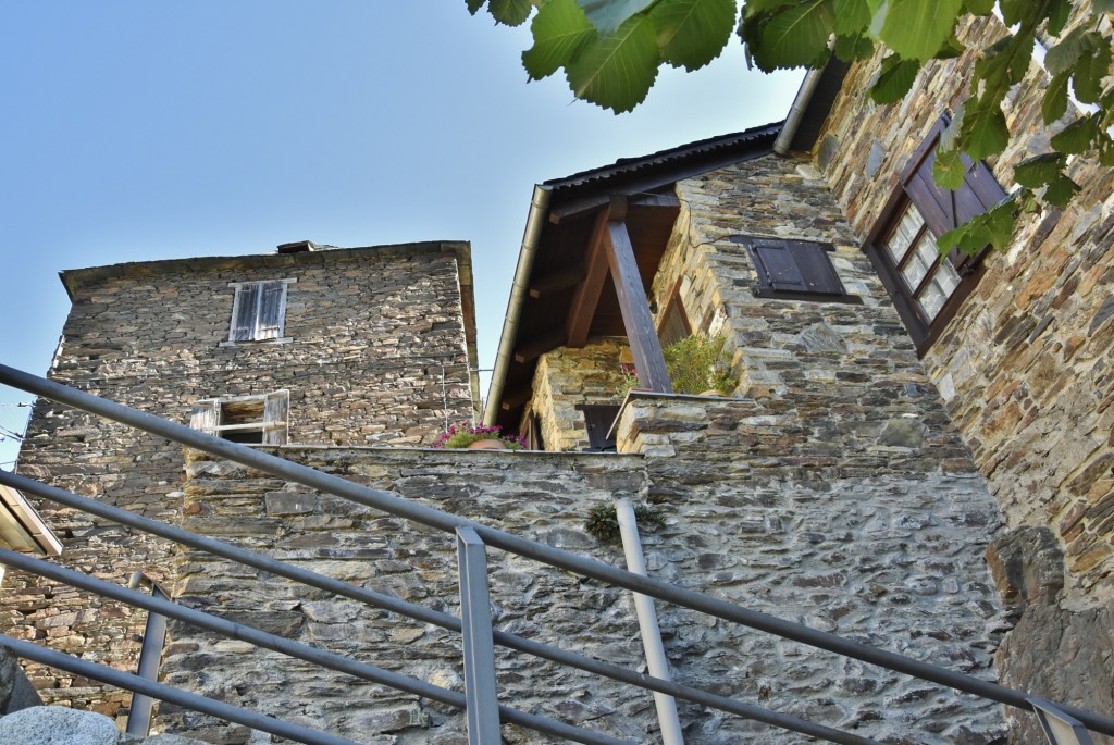 Foto: Vista de pueblo - Caneján (Lleida), España