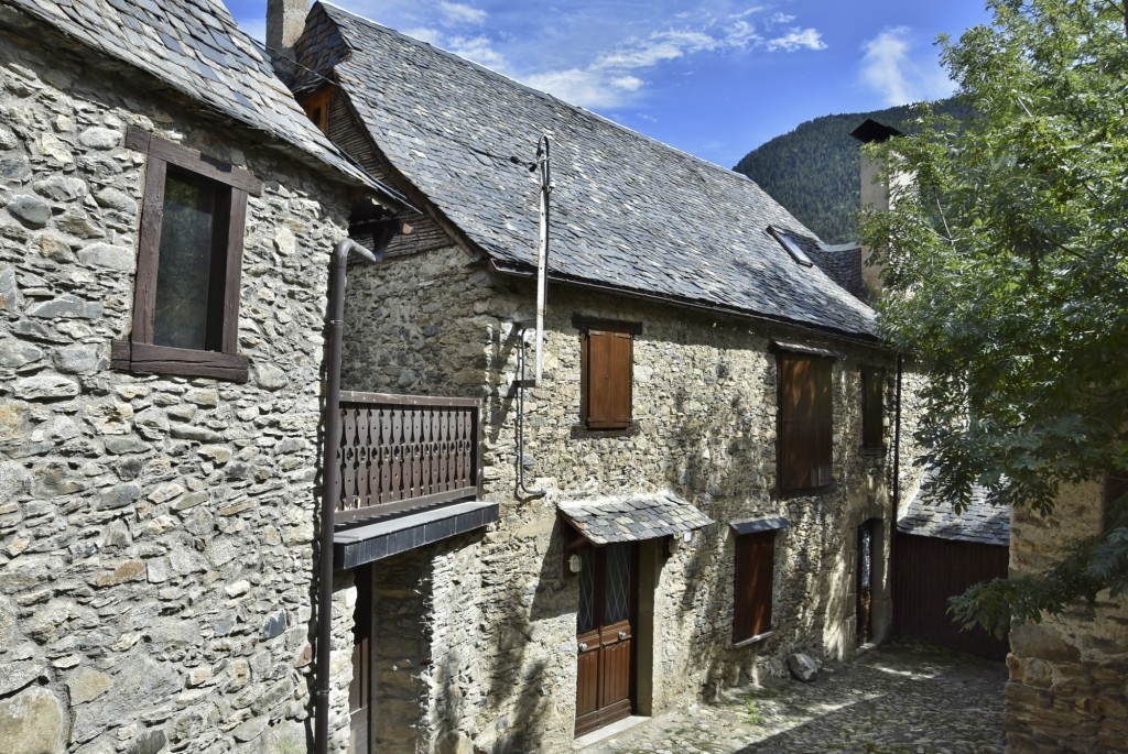Foto: Vista del pueblo - Gessa (Lleida), España
