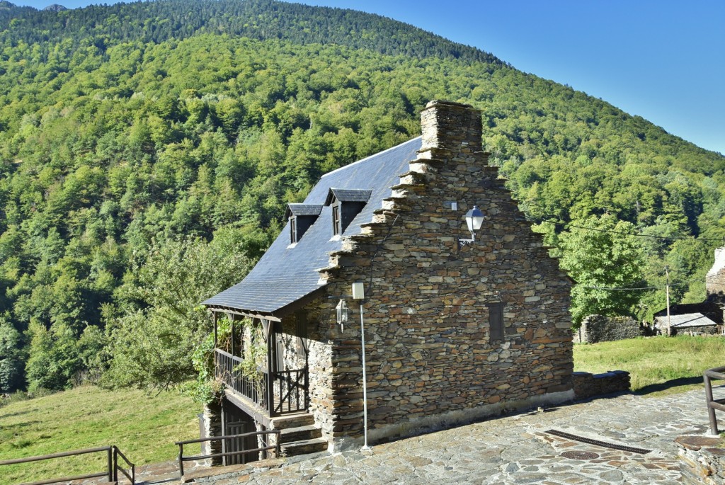Foto: Vista del pueblo - Sant Joan de Torán (Lleida), España