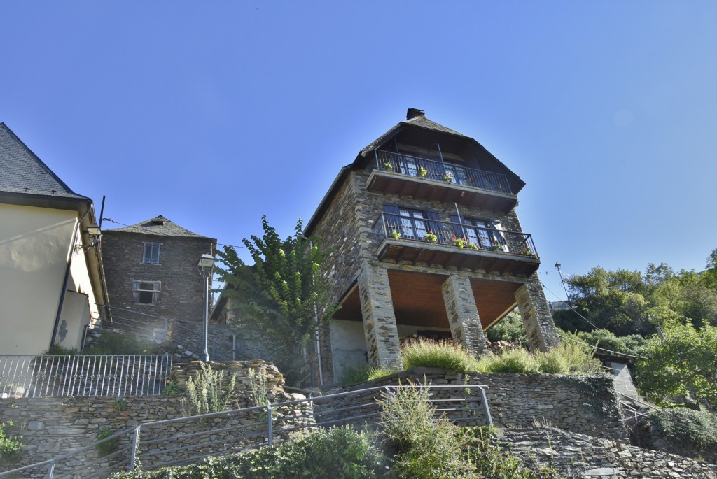 Foto: Vista de pueblo - Caneján (Lleida), España