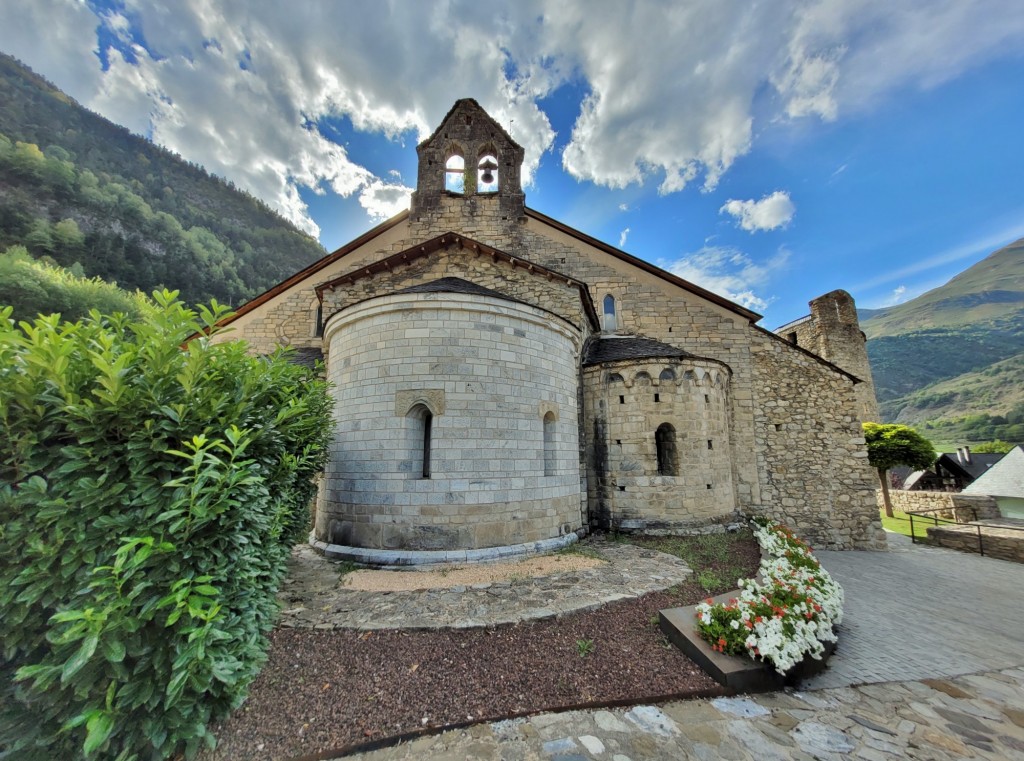 Foto: Vista del pueblo - Arties (Lleida), España