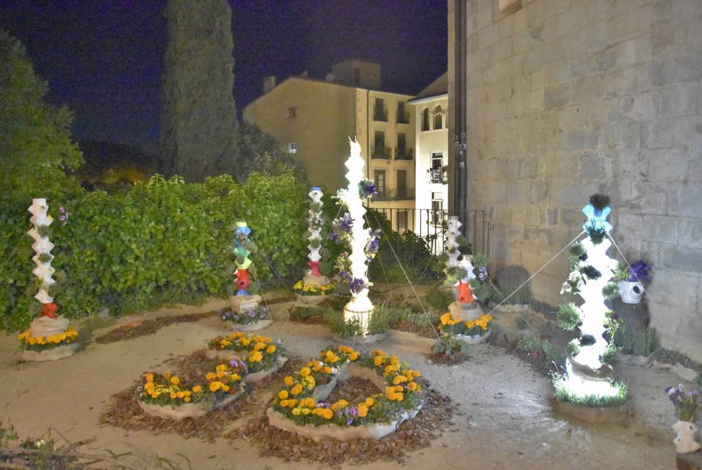 Foto: Tiempo de flores 2022 - Girona (Cataluña), España