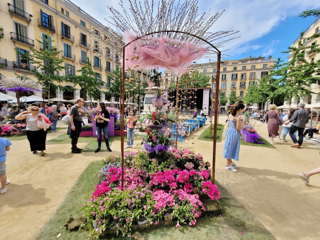 Foto: Tiempo de flores 2022 - Girona (Cataluña), España