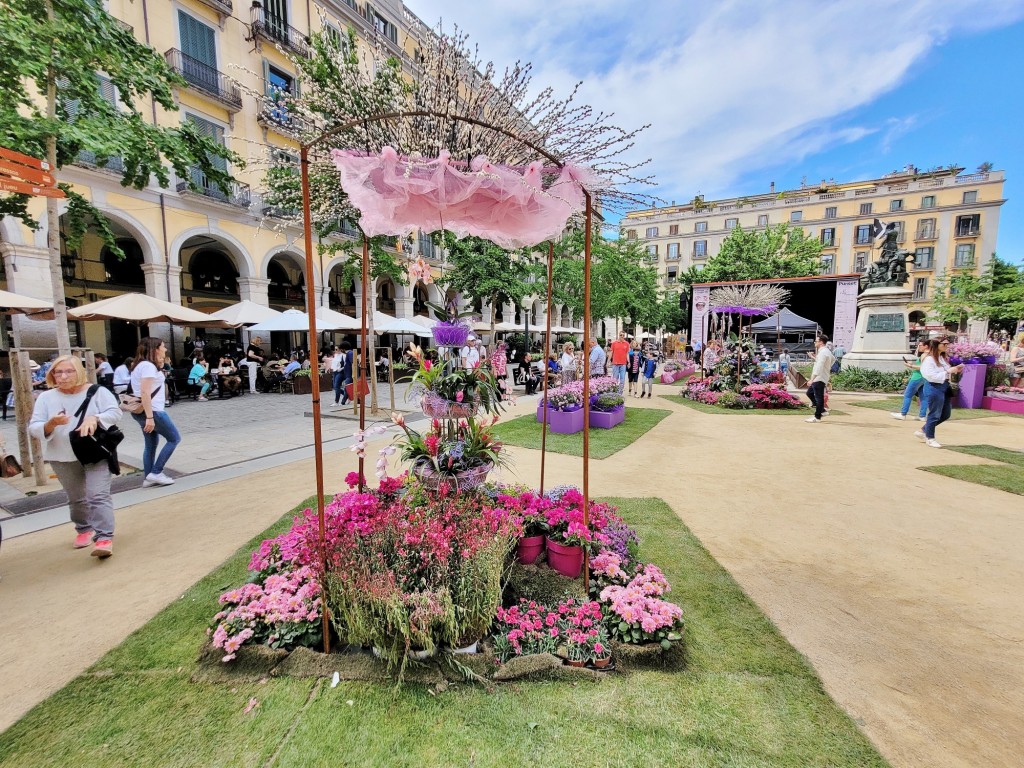Foto: Tiempo de flores 2022 - Girona (Cataluña), España