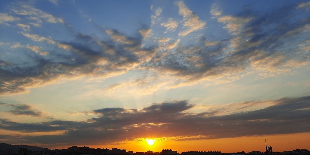 Foto: Amanecer - Barcelona (Cataluña), España
