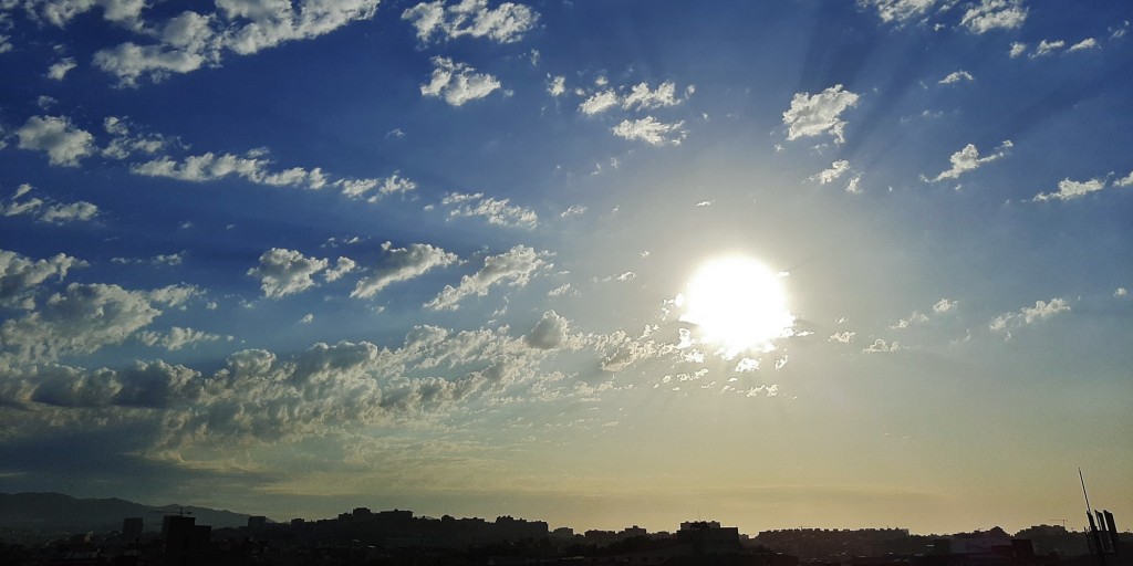 Foto: Amanecer - Barcelona (Cataluña), España