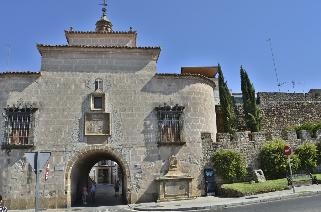 Foto: Puerta de la muralla - Plasencia (Cáceres), España