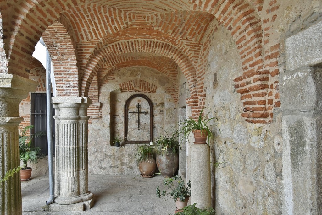 Foto: Monasterio de El Palancar - Pedroso de Acim (Cáceres), España
