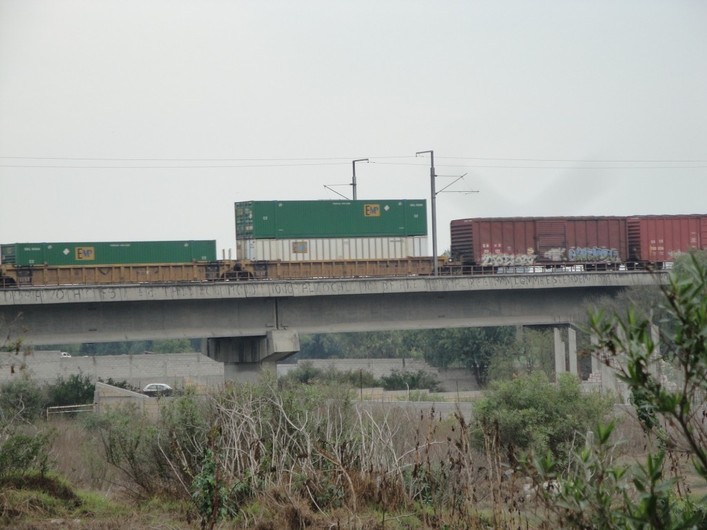 Foto: trenes pasando por Tula - Tula (Hidalgo), México