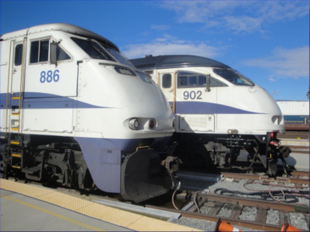 Foto: locomotoras de Metrolink - San Bernardino (California), Estados Unidos