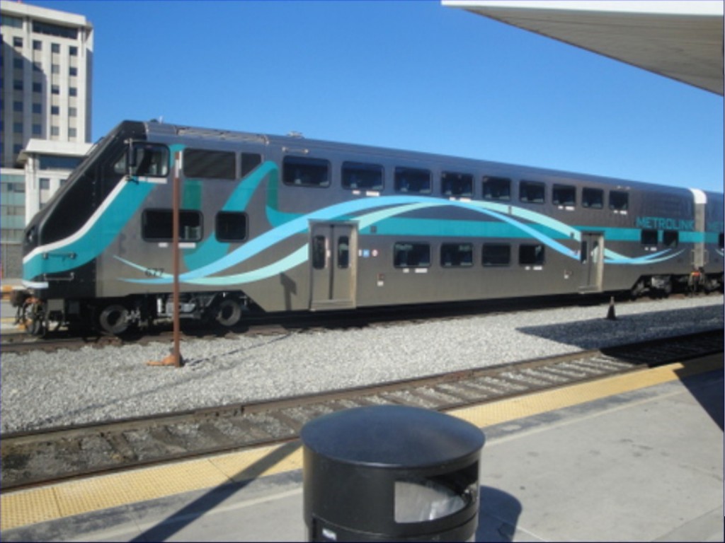 Foto: locomotora de Metrolink en Union Station - Los Ángeles (California), Estados Unidos