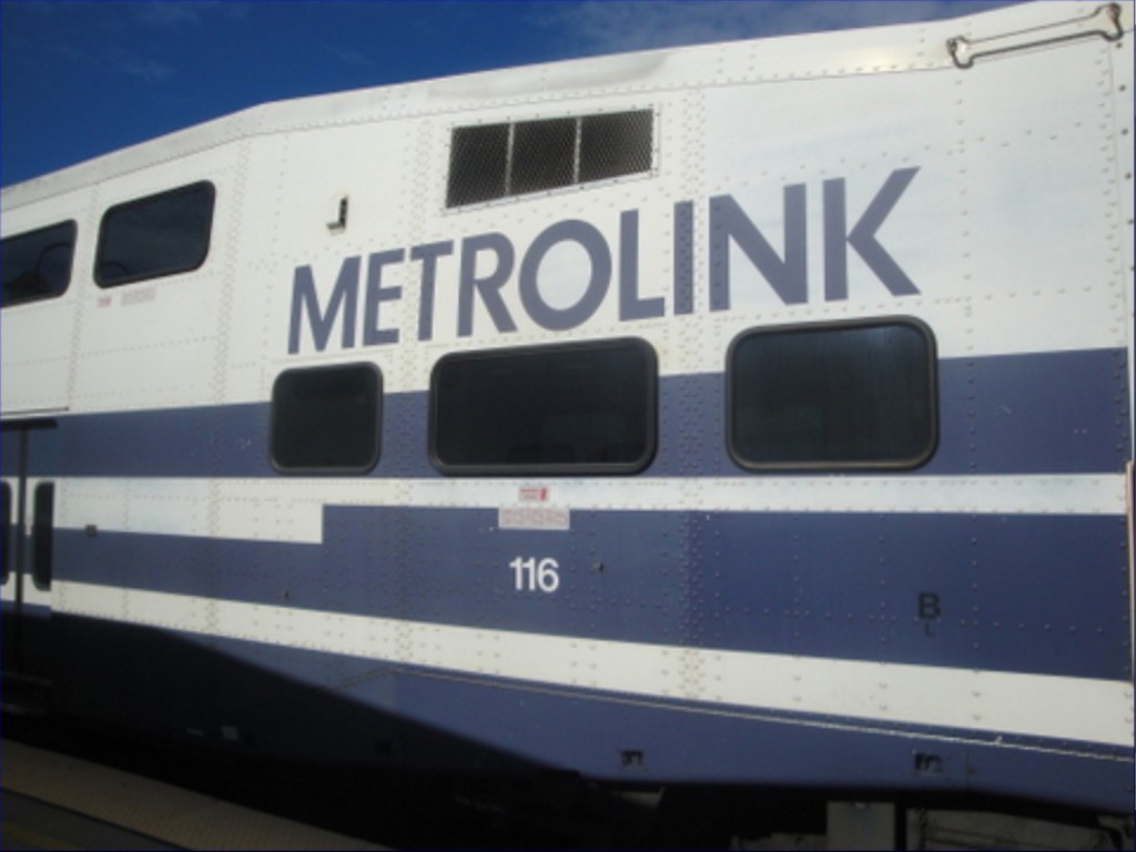 Foto: tren de Metrolink - San Bernardino (California), Estados Unidos