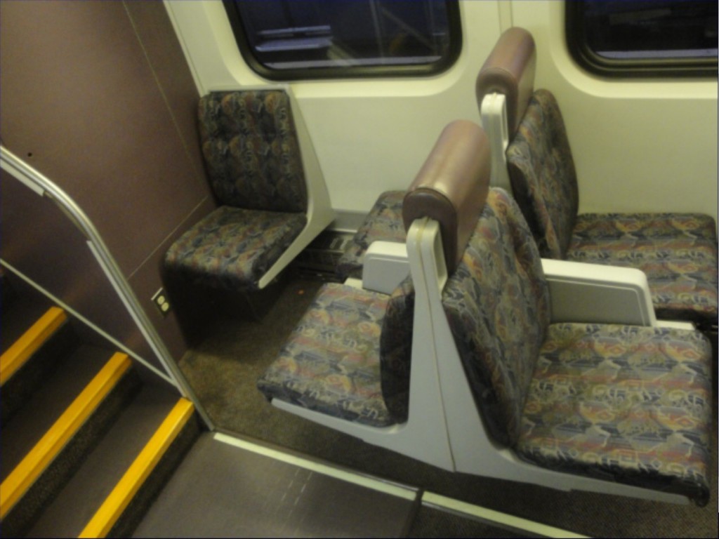 Foto: tren de Metrolink - San Bernardino (California), Estados Unidos