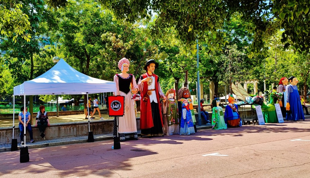 Foto: Gegants de la Verneda - Barcelona (Cataluña), España