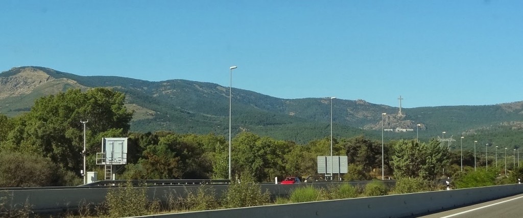 Foto: Abadía de la Santa Cruz del Valle de los Caídos - Cuelganuros (Madrid), España