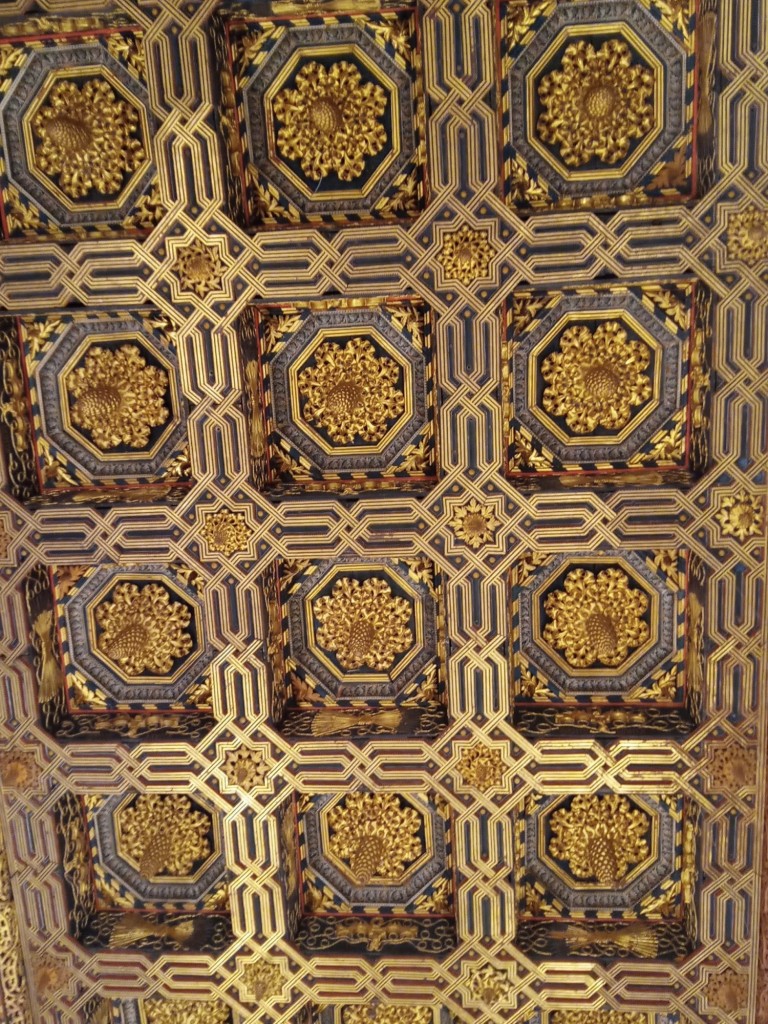 Foto: Castillo de la Aljafería, sede de las Cortes de Aragón - Zaragoza (Aragón), España